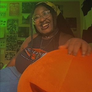 Meet your Posher, Aarynee